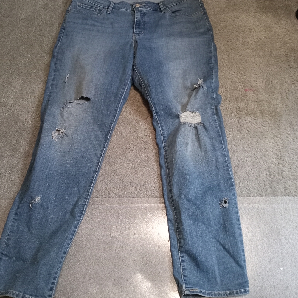 311 size 20 ladies Levi jeans